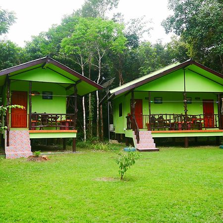 Mata Guesthouse Ko Kut Kültér fotó