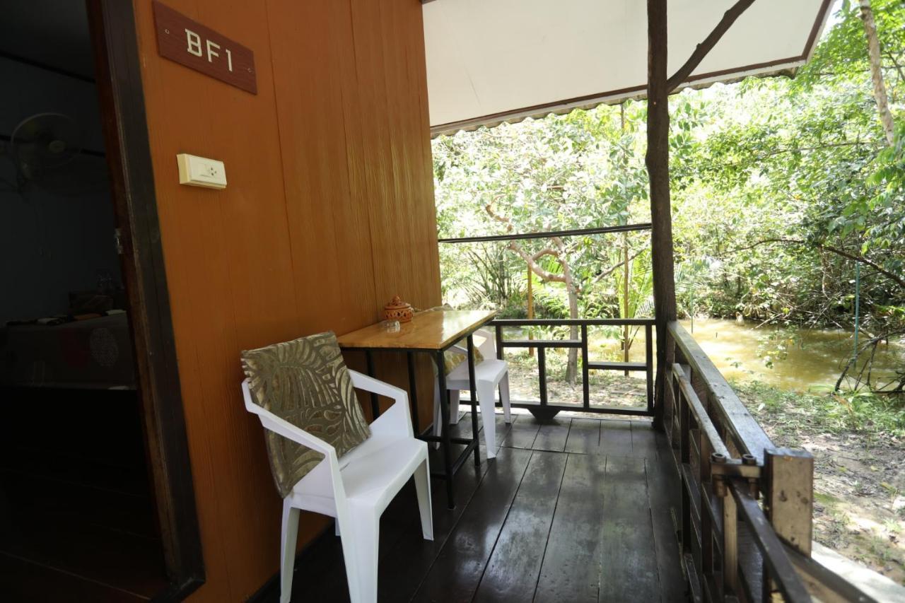 Mata Guesthouse Ko Kut Kültér fotó